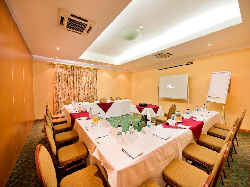 Protea Hotel By Marriott Ondangwa Eksteriør bilde